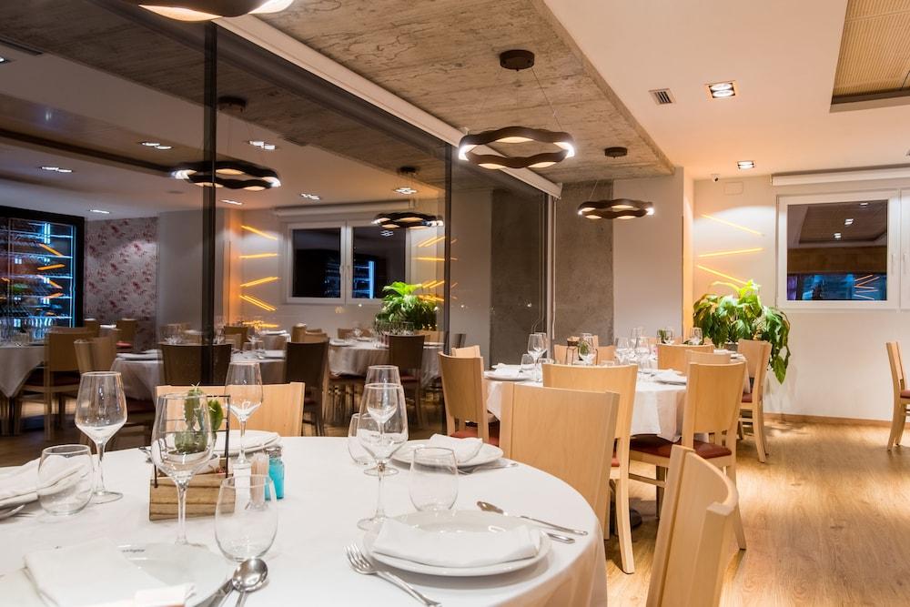 Hotel Los Pasiegos Hoznayo Eksteriør billede