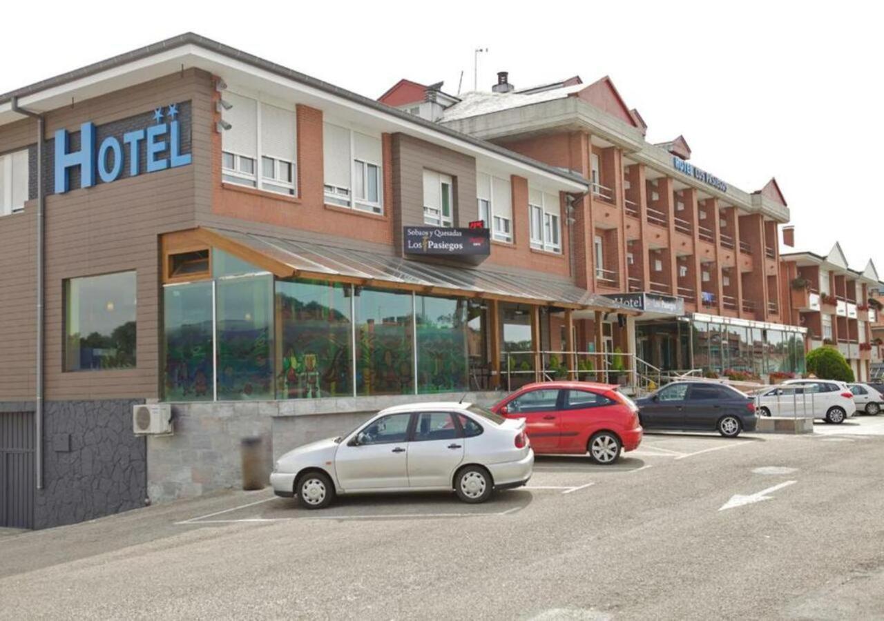 Hotel Los Pasiegos Hoznayo Eksteriør billede